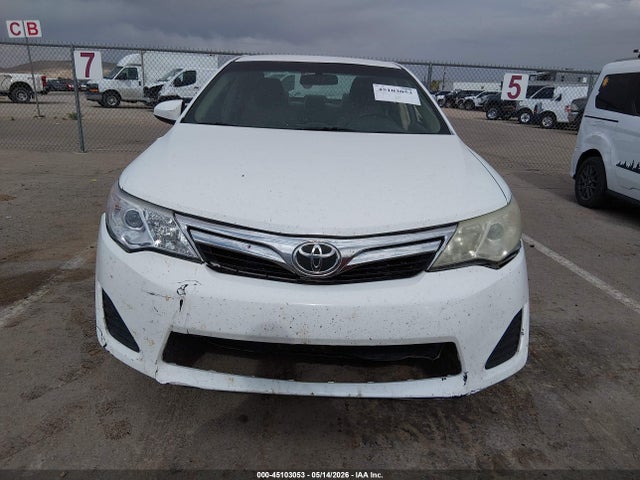 Toyota Camry Le