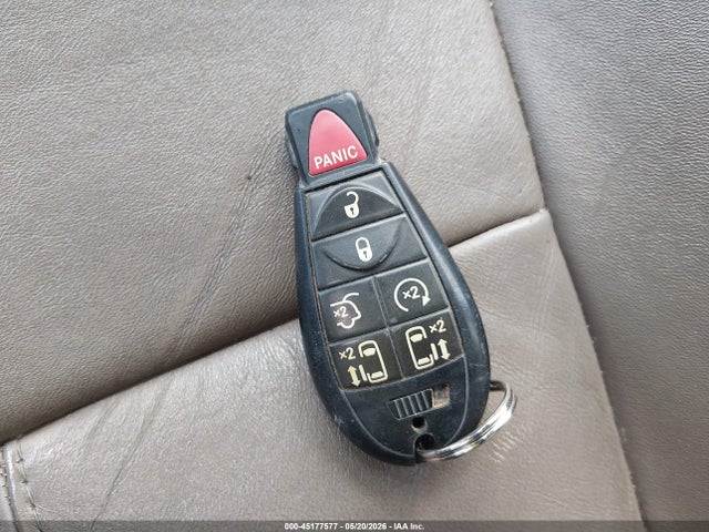 Chrysler Town & Country Limited