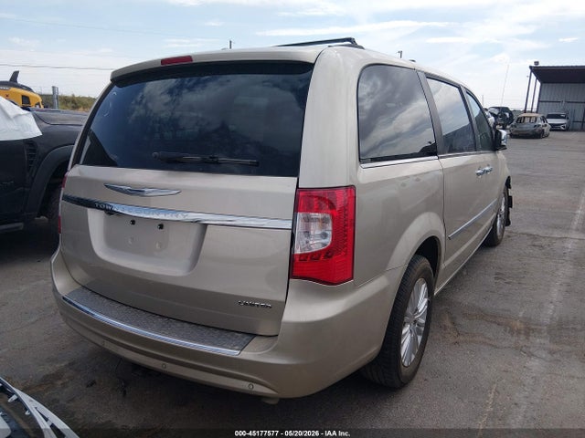 Chrysler Town & Country Limited