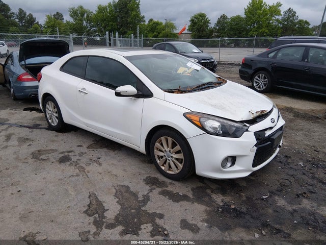 Salvage Kia Forte Image