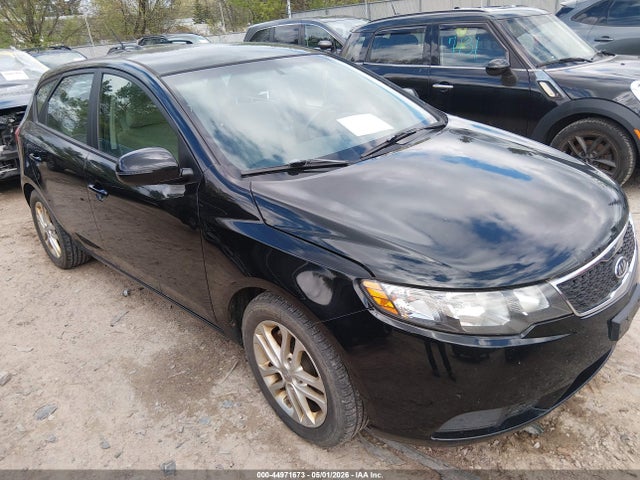 Salvage Kia Forte Image