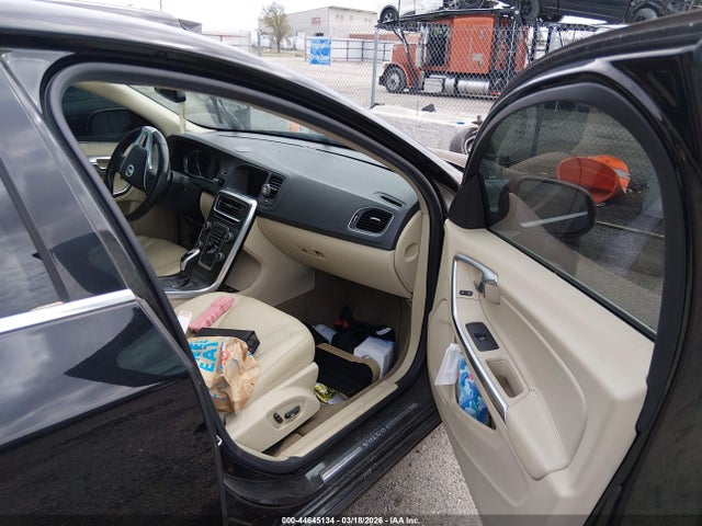 Volvo S60 T5 Premier Plus