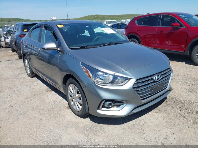 Salvage Hyundai ACCENT Image