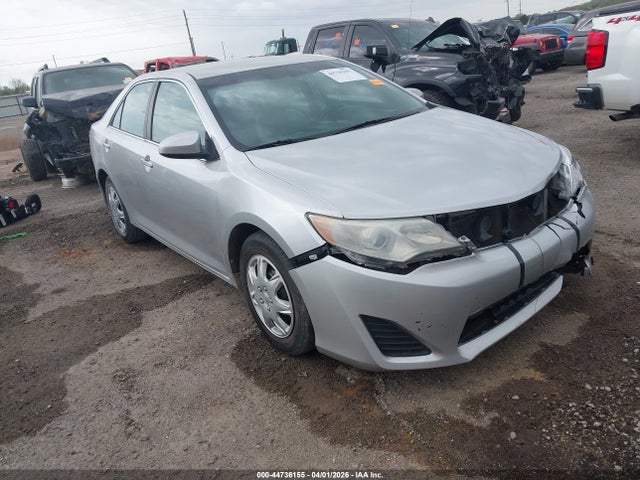 Salvage Toyota Camry Image