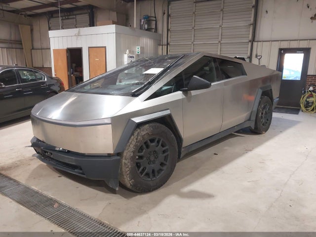 Tesla Cybertruck All-wheel Drive