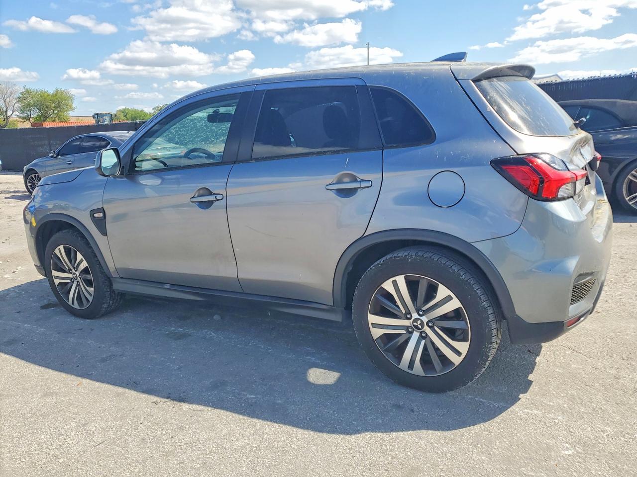 Mitsubishi Outlander Es