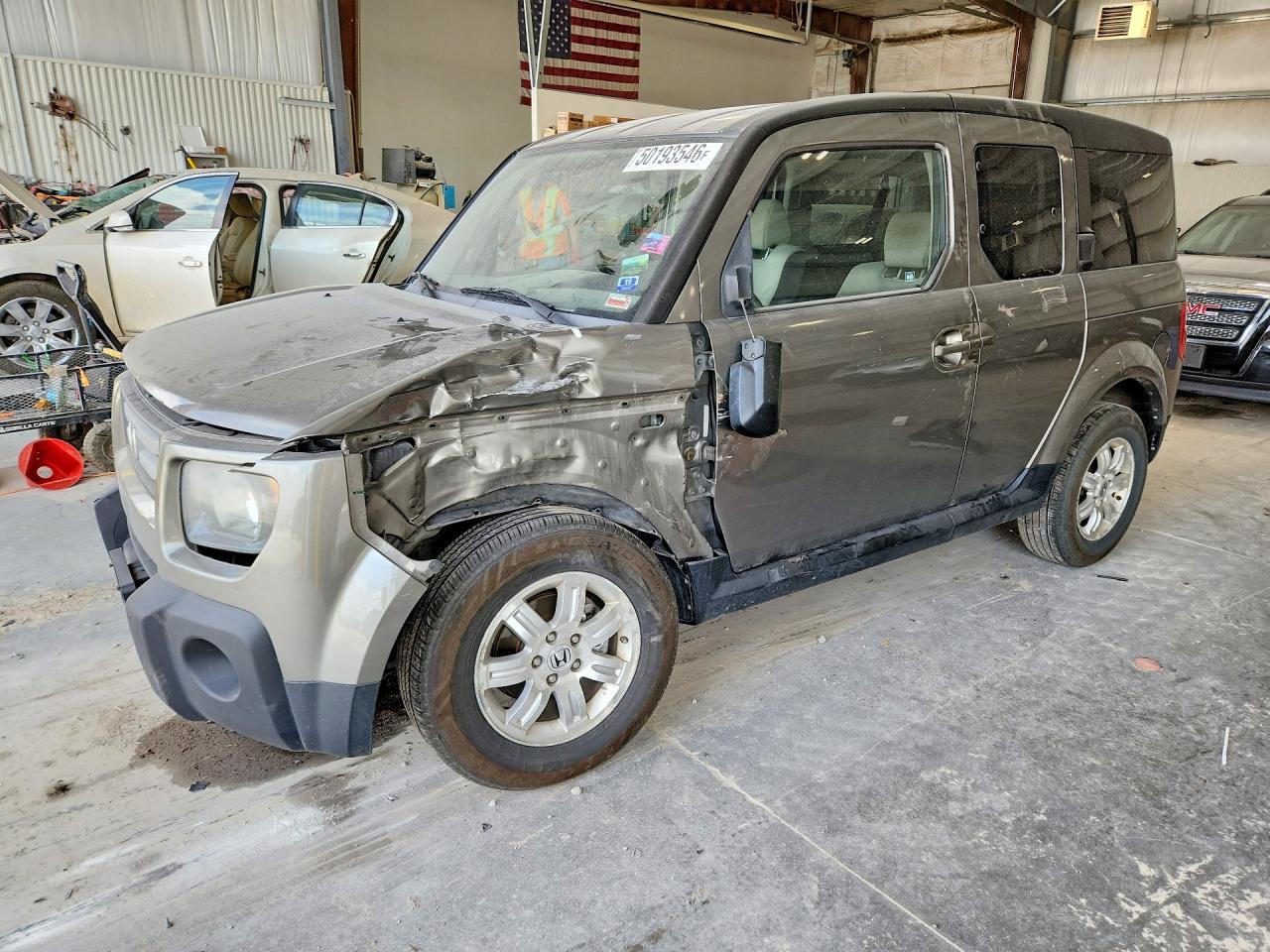 Salvage Honda Element Image