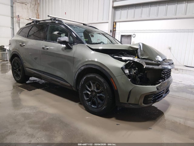 Salvage Kia Sportage Image