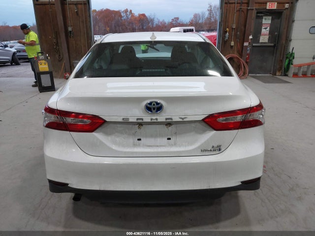 Toyota Camry Le