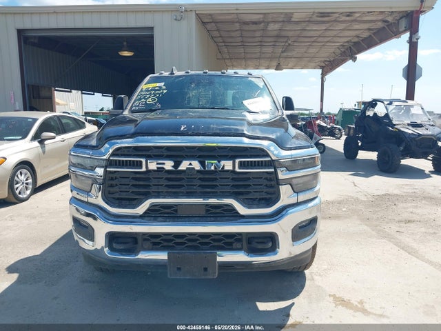 Ram 2500 Tradesman  4x4 6'4 Box