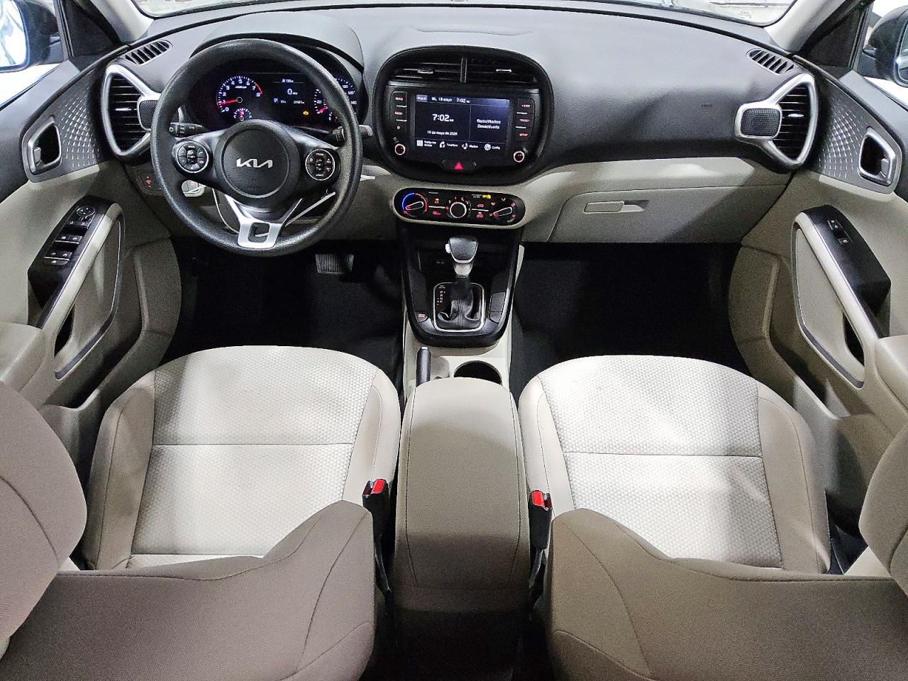 Kia Soul Lx