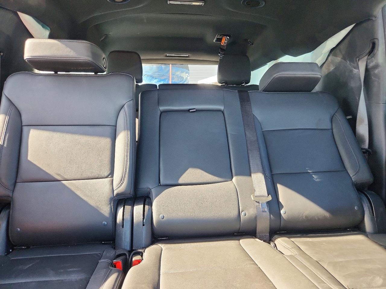 Chevrolet Suburban C1500 Lt
