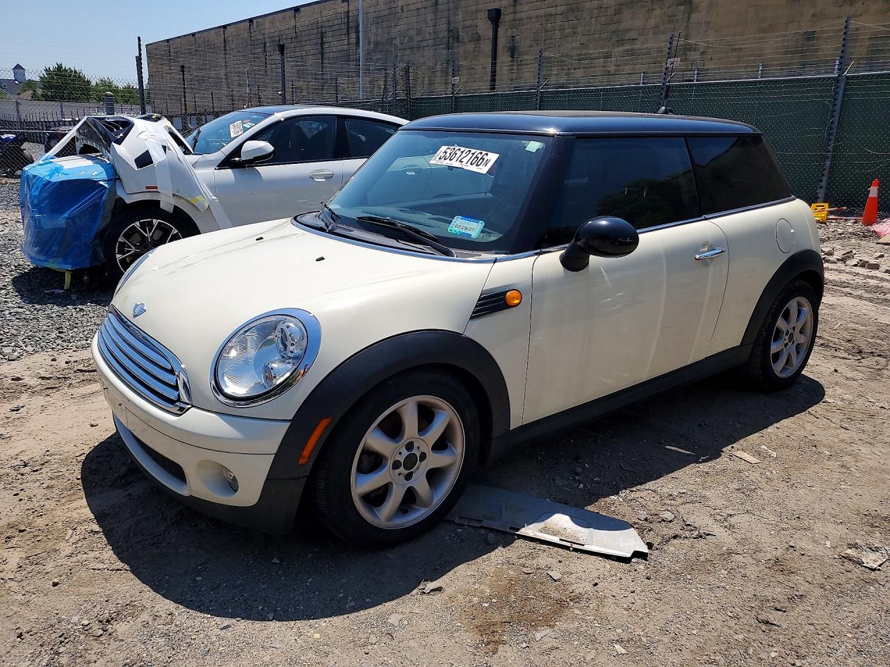 Salvage MINI Cooper Image
