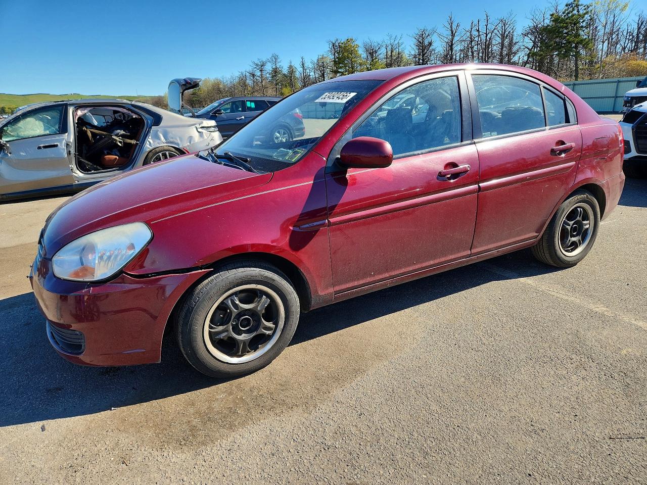 Salvage Hyundai ACCENT Image