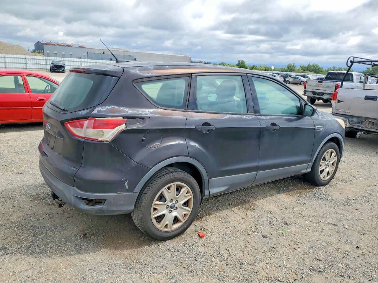 Ford Escape S