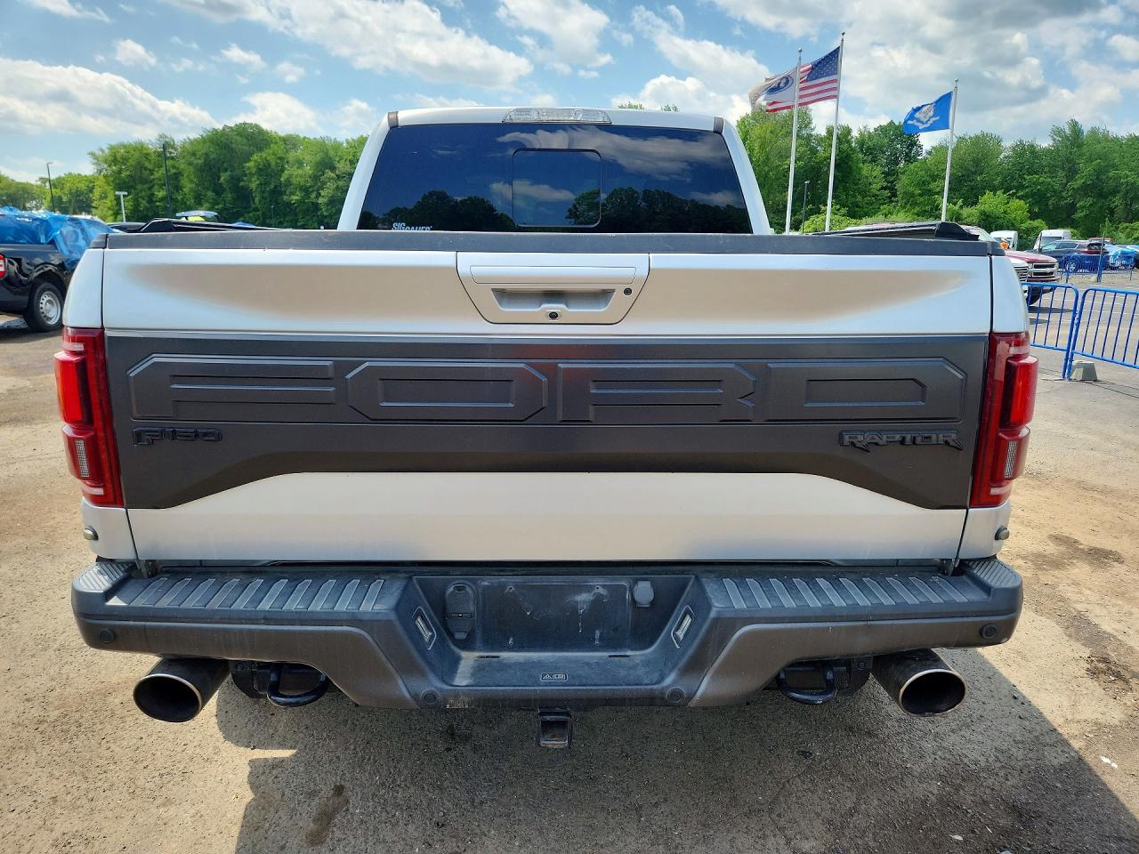 Ford F-150 Raptor