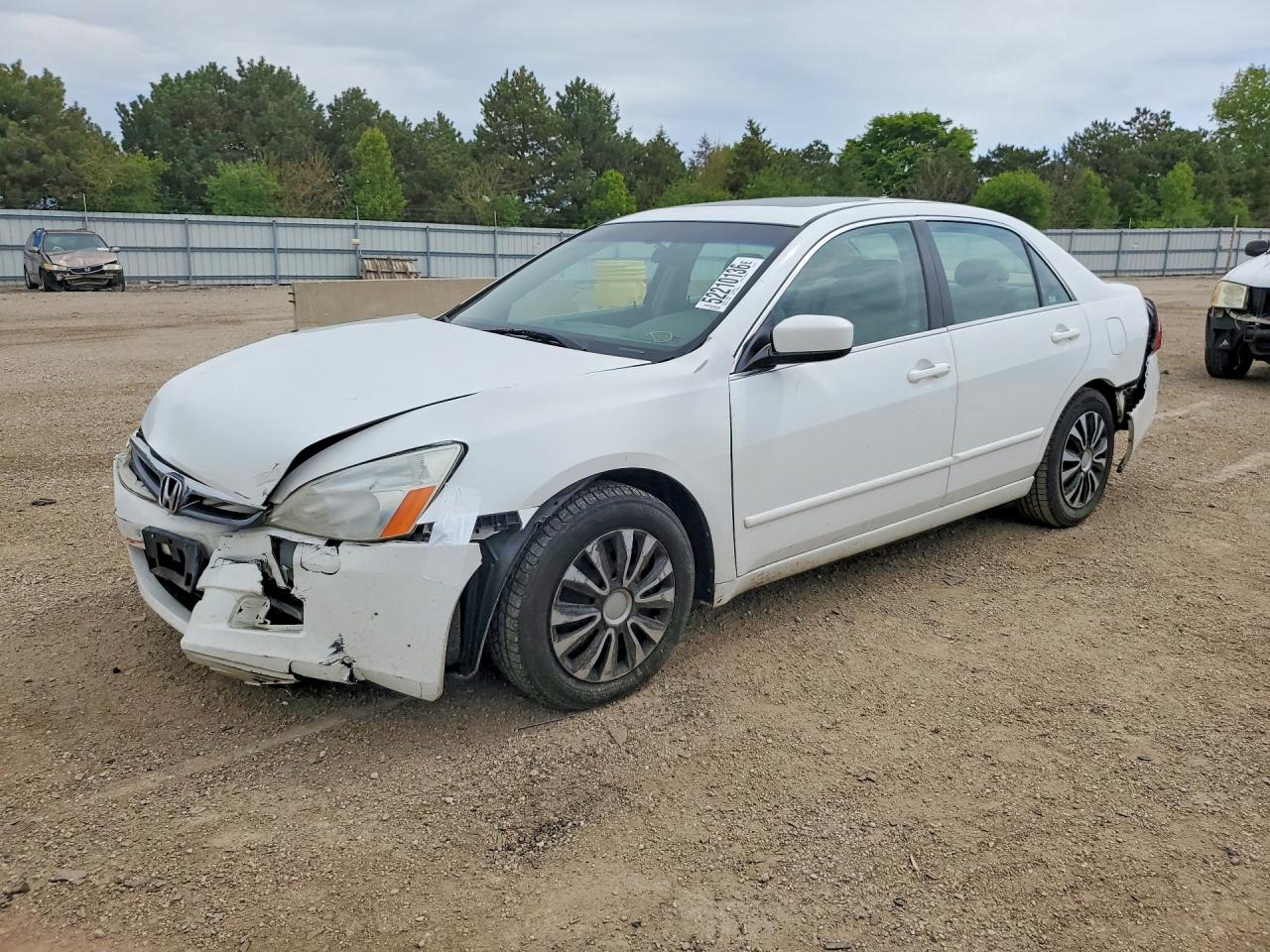 Salvage Honda Accord Image