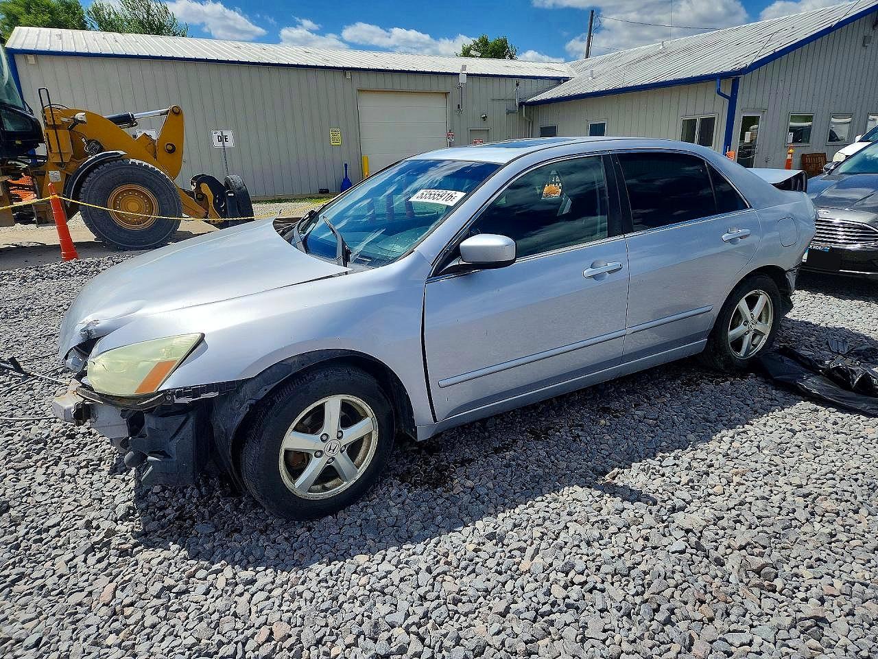 Salvage Honda Accord Image