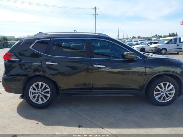 Nissan Rogue Sv