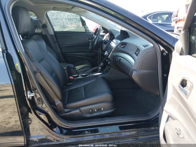 Acura ILX