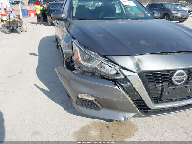 Nissan Altima S Fwd