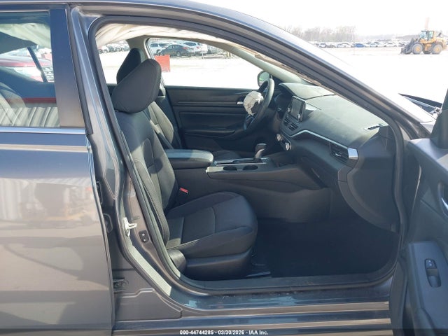 Nissan Altima S Fwd
