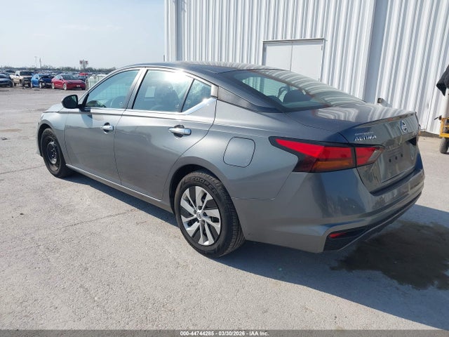 Nissan Altima S Fwd