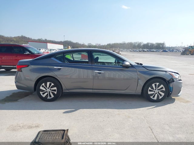Nissan Altima S Fwd