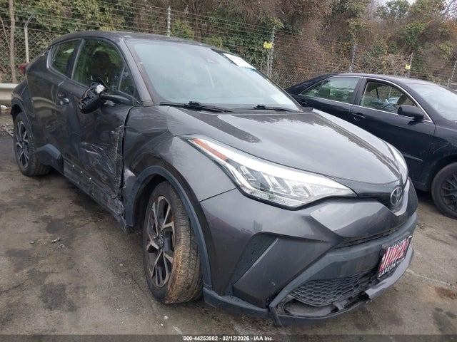 Salvage Toyota C-HR Image