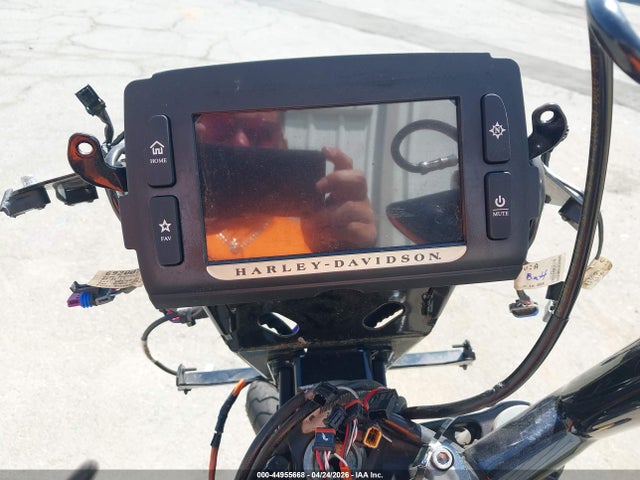 Harley-Davidson Fltrxs Road Glide Special