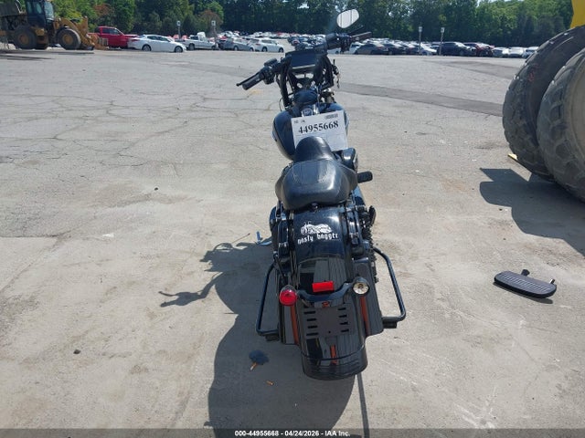 Harley-Davidson Fltrxs Road Glide Special