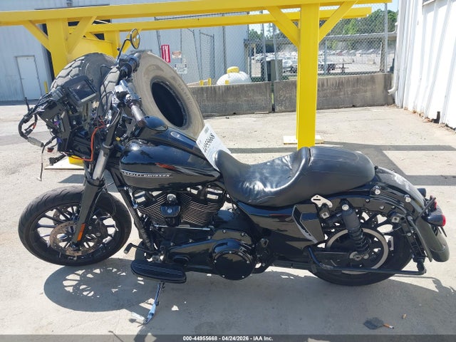 Harley-Davidson Fltrxs Road Glide Special