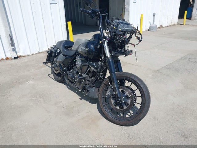 Salvage Harley-Davidson Fltrxs Image