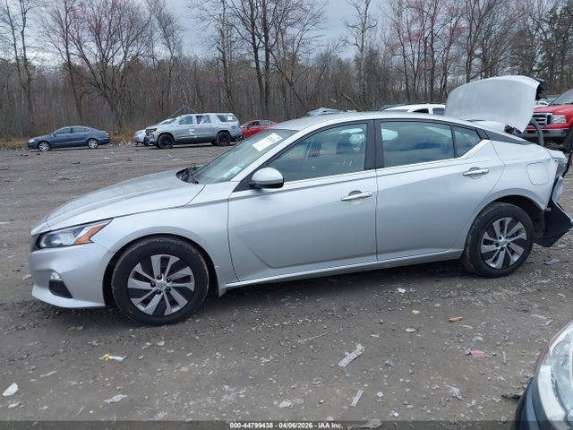 Nissan Altima S Fwd