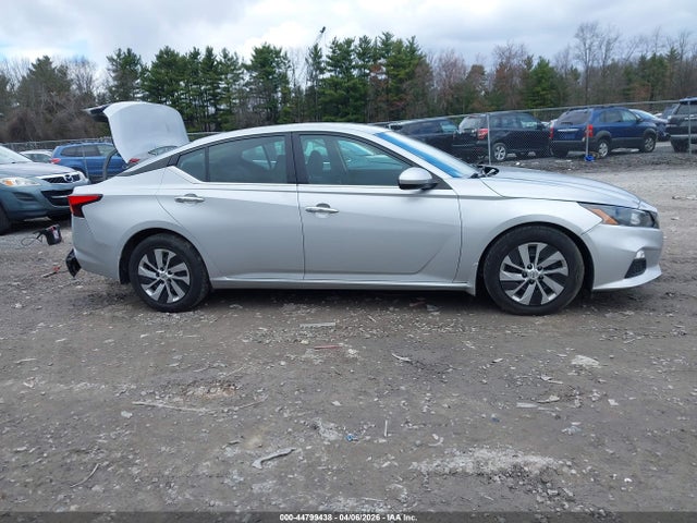 Nissan Altima S Fwd