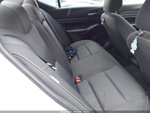 Nissan Altima S Fwd