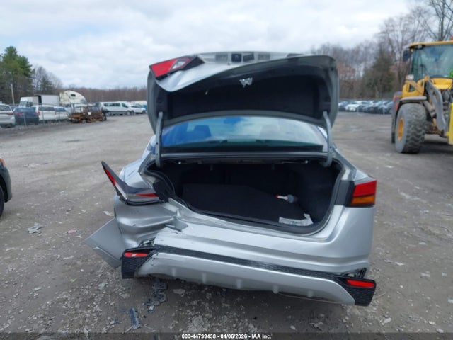 Nissan Altima S Fwd