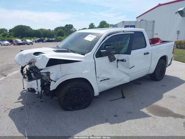 Ram 1500 Laramie  4x4 5'7 Box