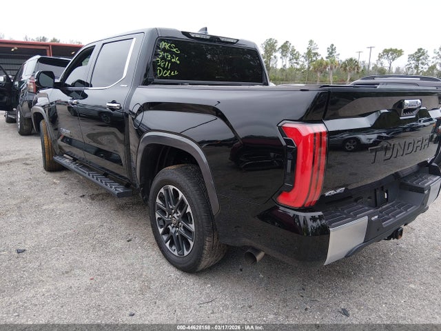 Toyota Tundra Limited Crewmax 6.4' Bed