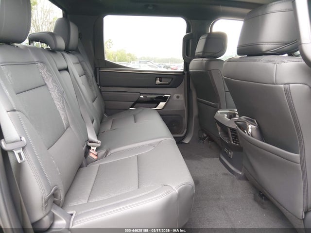 Toyota Tundra Limited Crewmax 6.4' Bed