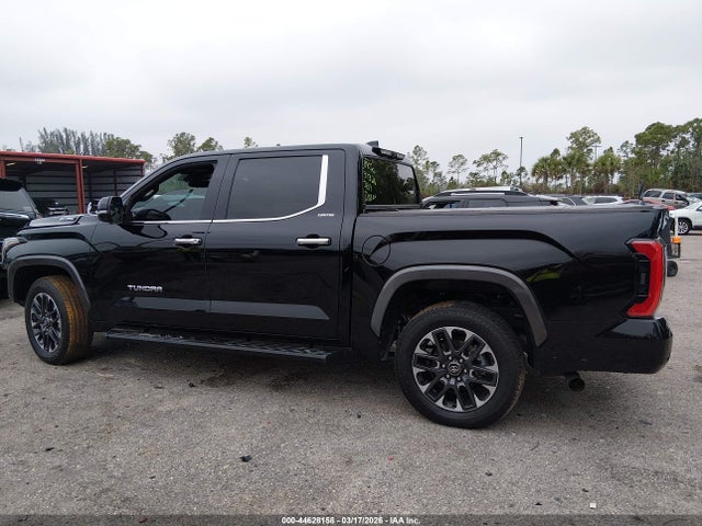 Toyota Tundra Limited Crewmax 6.4' Bed