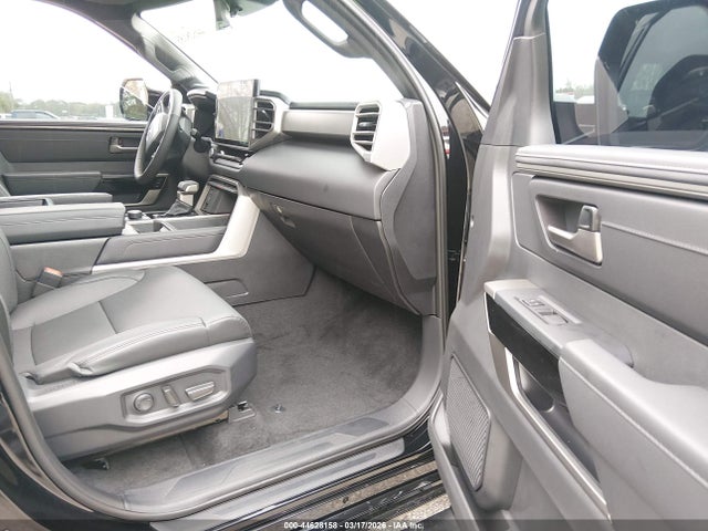 Toyota Tundra Limited Crewmax 6.4' Bed