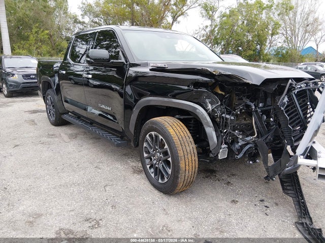Salvage Toyota Tundra Image