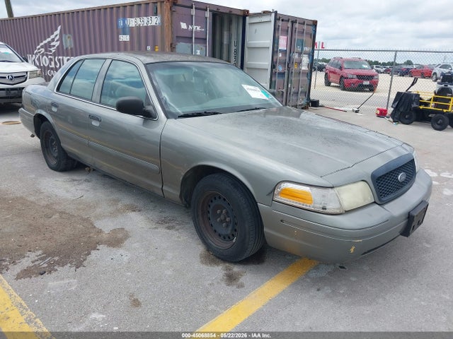 Salvage Ford Crown Victoria Image