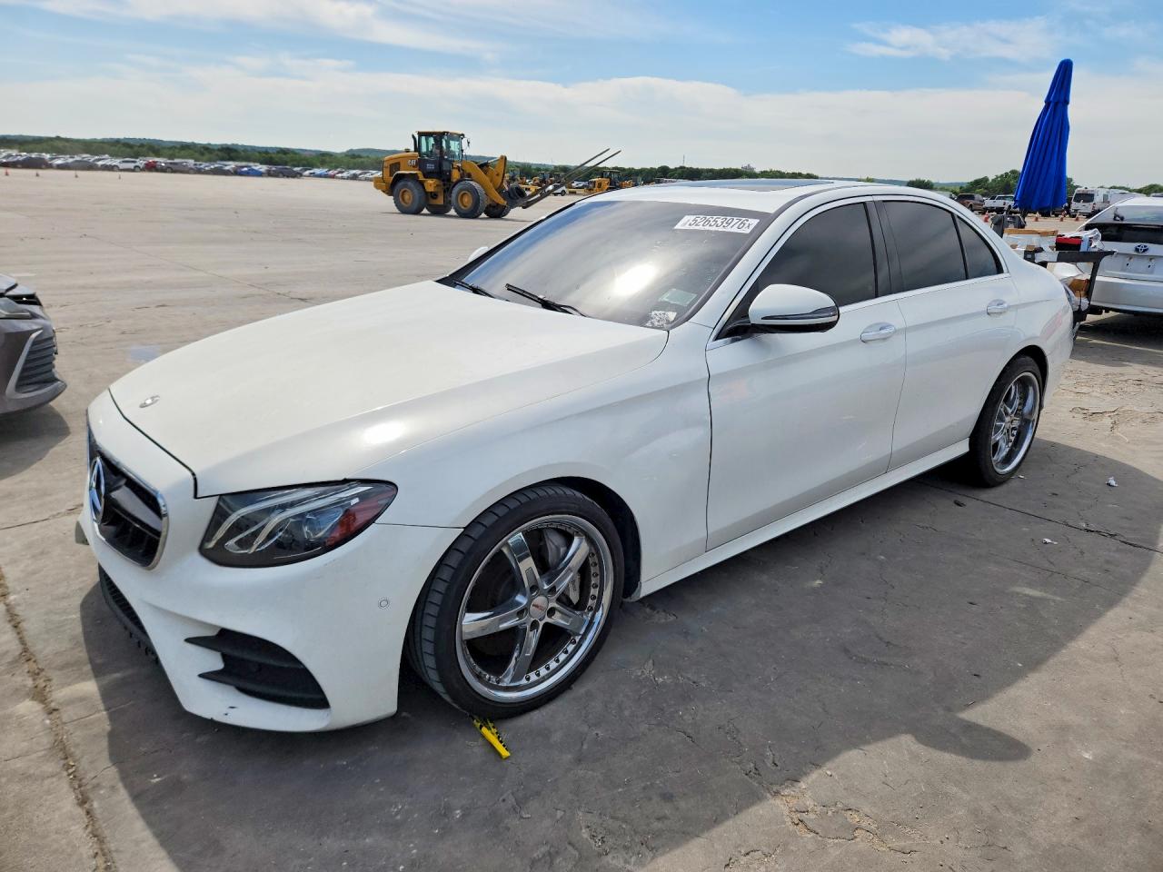 Salvage Mercedes-Benz E-Class Image