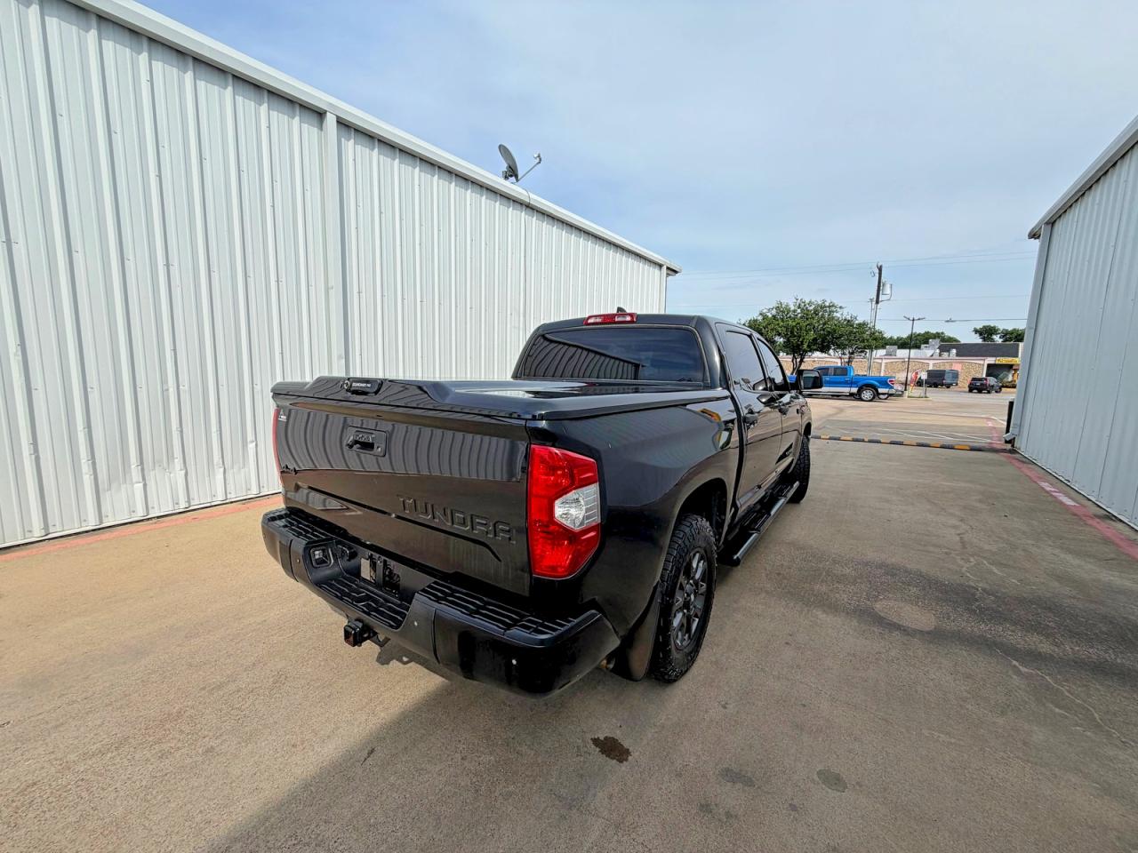 Toyota Tundra Sr5