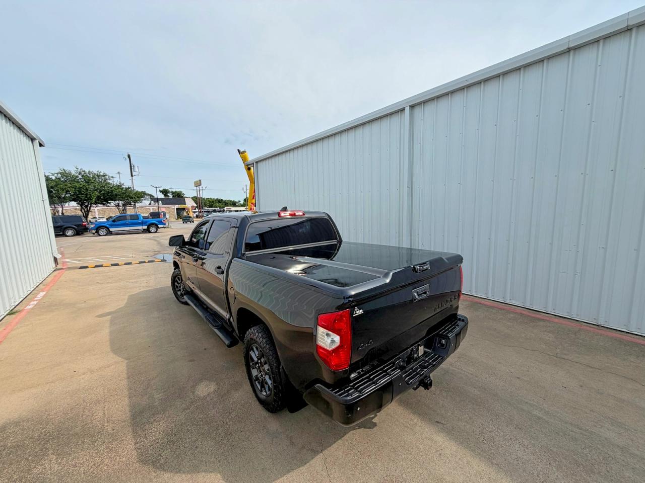 Toyota Tundra Sr5