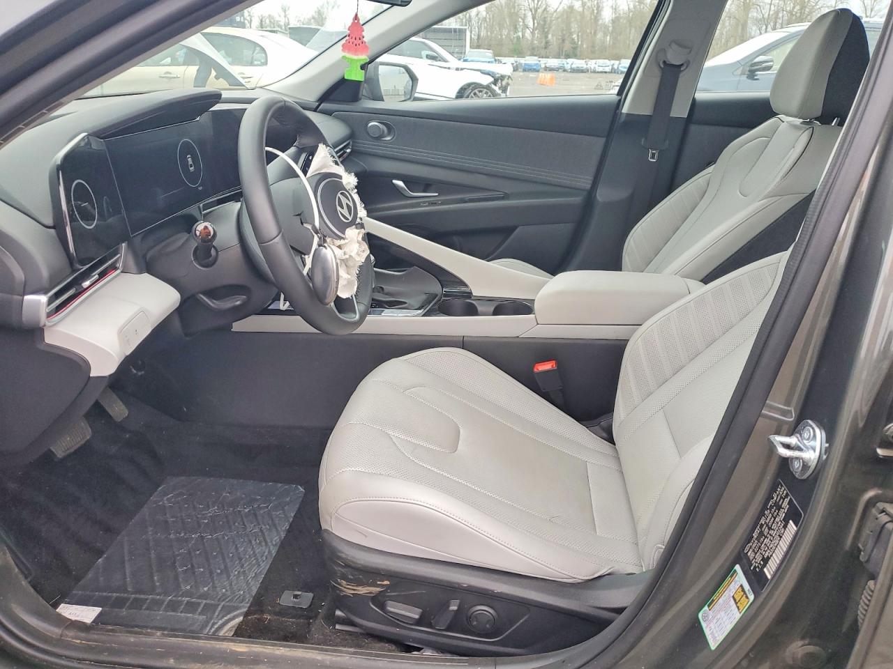 Hyundai ELANTRA Limited