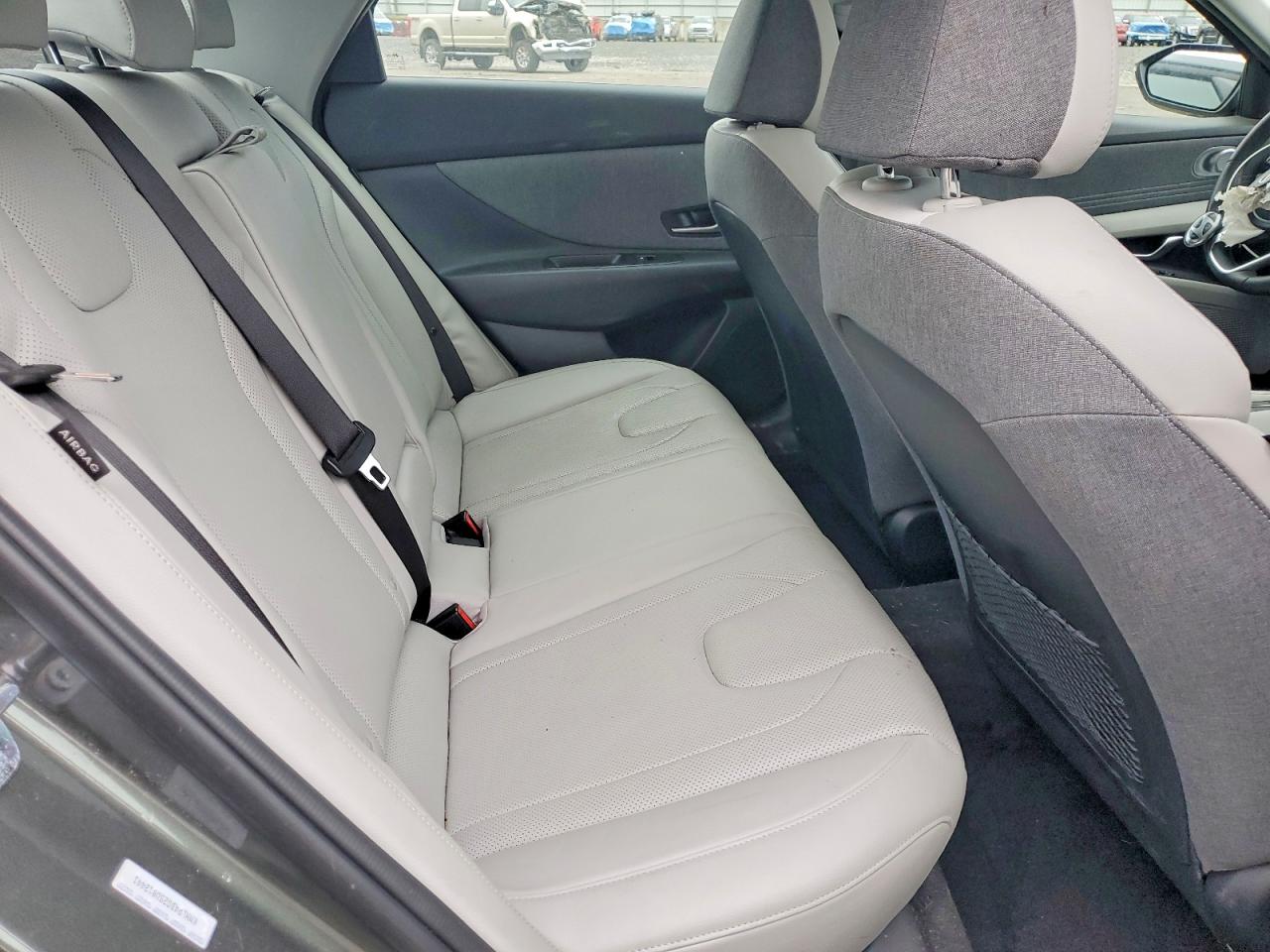 Hyundai ELANTRA Limited