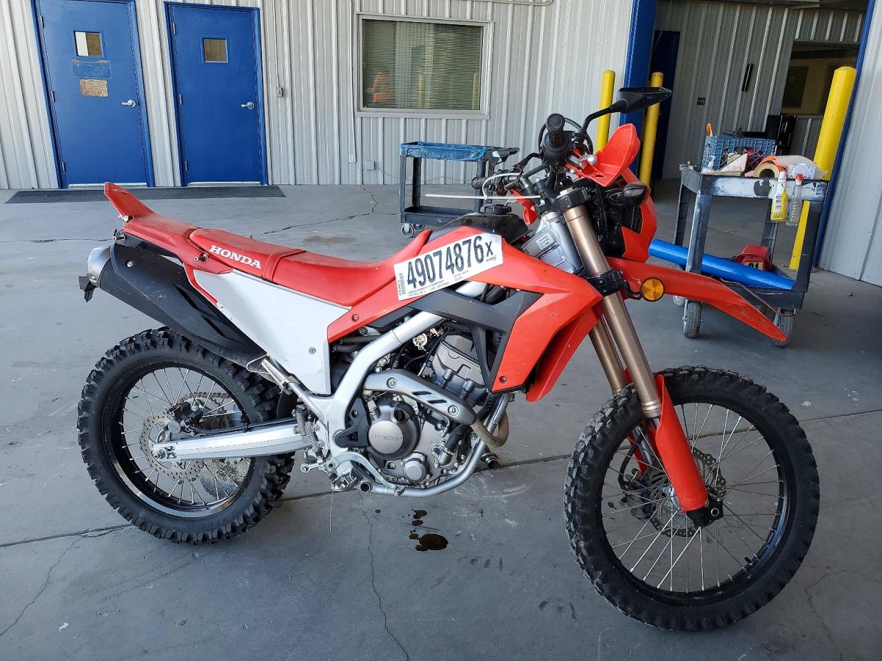 Salvage Honda Crf Cycle Image